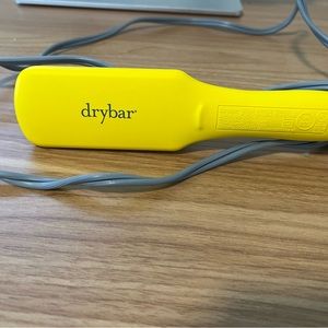 The Baby Brush Crush Mini Heated Straightening Brush